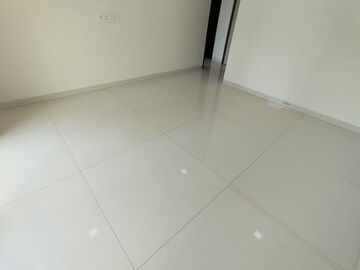 Room in 1 BHK Apartment at Sunrise Parkview Phase 1, Shilphata – for Rent