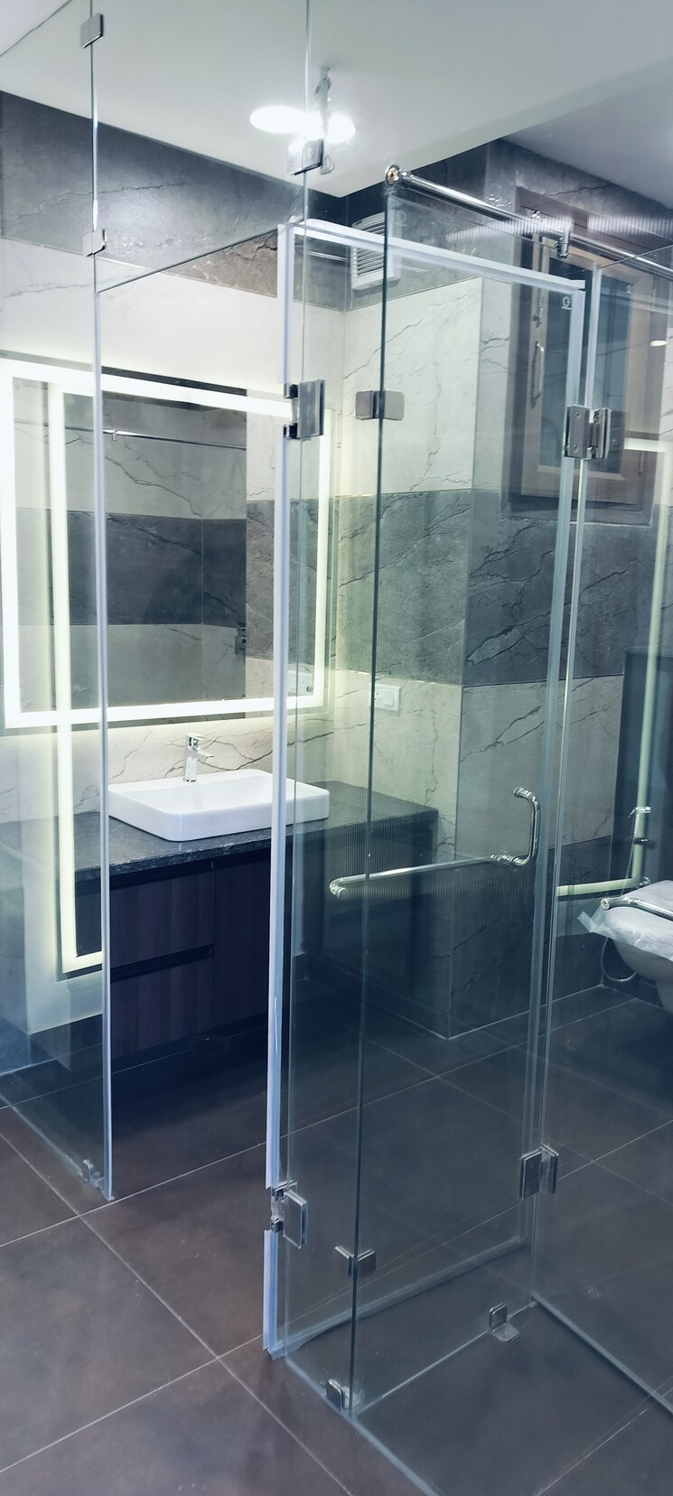 Bathroom, sector 36 6+ Bedroom 205 Sq.Mt. Independent House In Sector 36 Noida 8178491