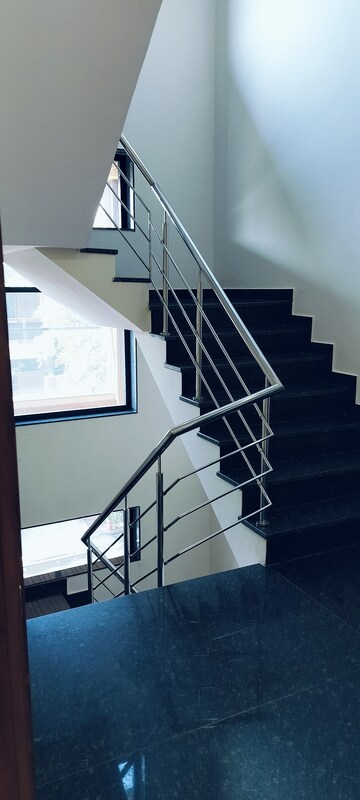 Staircase in 6+ BHK Independent House at Sector 36 – for Sale