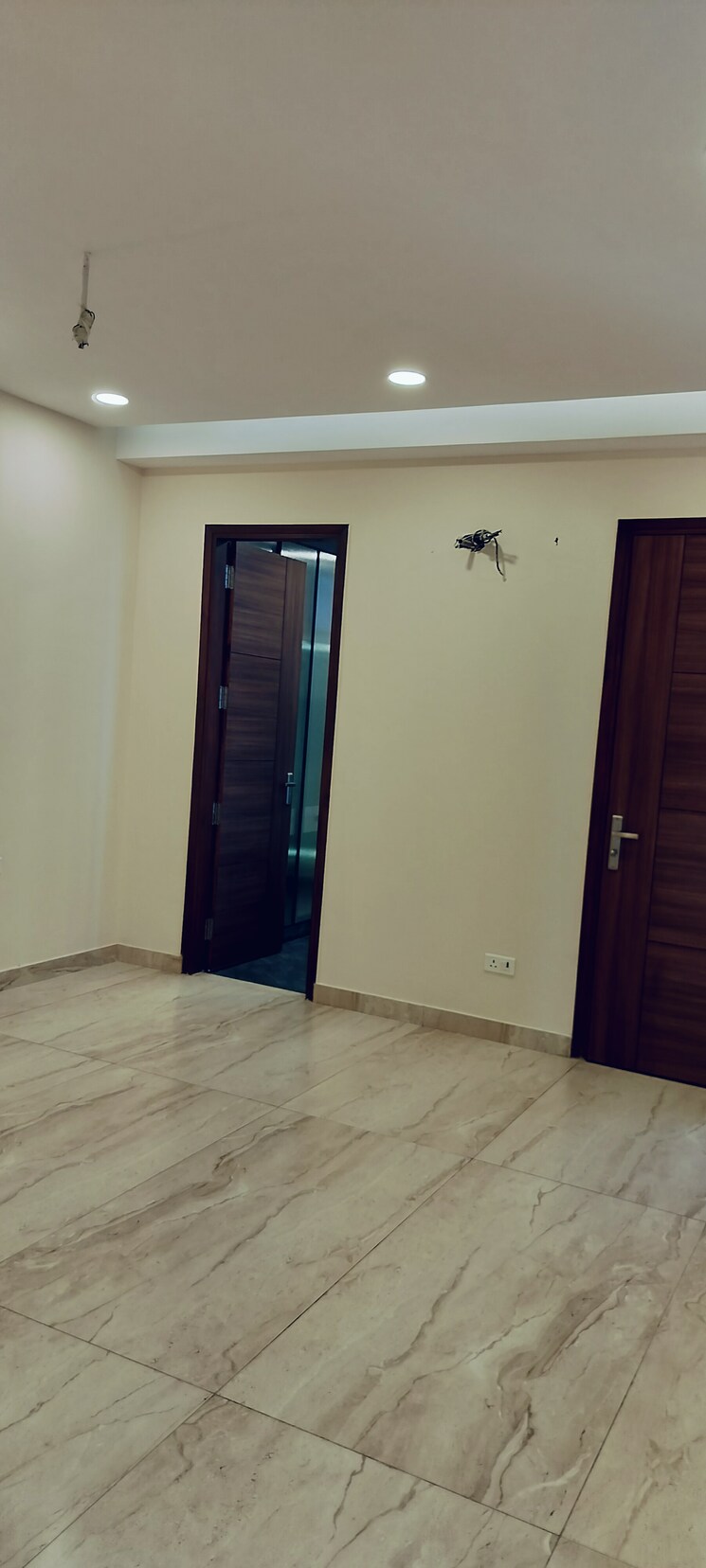 Room, sector 36 6+ Bedroom 205 Sq.Mt. Independent House In Sector 36 Noida 8178491