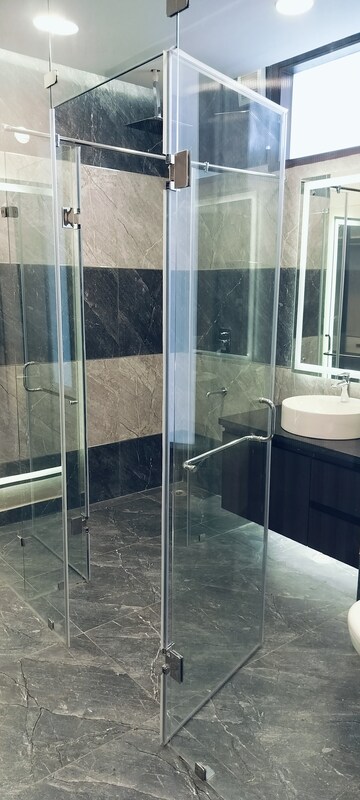 Kitchen in 6+ BHK Independent House at Sector 36 – for Sale
