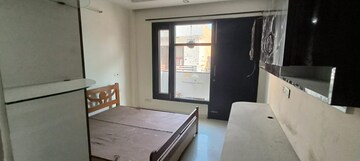 Room in 3 BHK Builder Floor at Sector 45 – for Rent