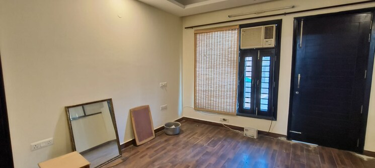 Room, sector 45 3 Bedroom 263 Sq.Ft. Builder Floor In Sector 45 Gurgaon 8178490