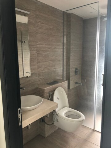 Bathroom in 5 BHK Apartment at Oberoi Maxima, Andheri East – for Rent