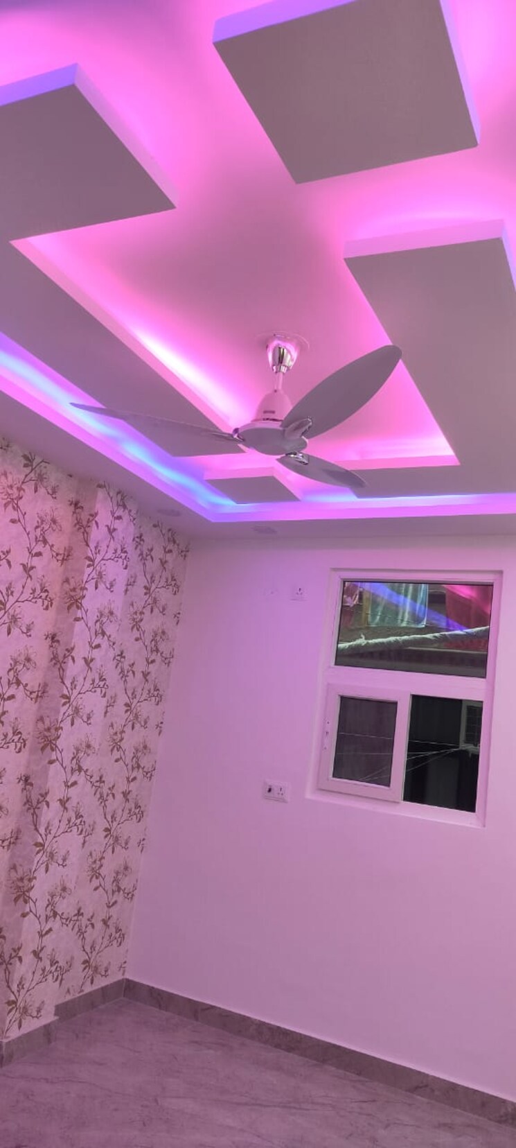 Room, govindpuri 3 Bedroom 950 Sq.Ft. Builder Floor In Govindpuri Delhi 8178516