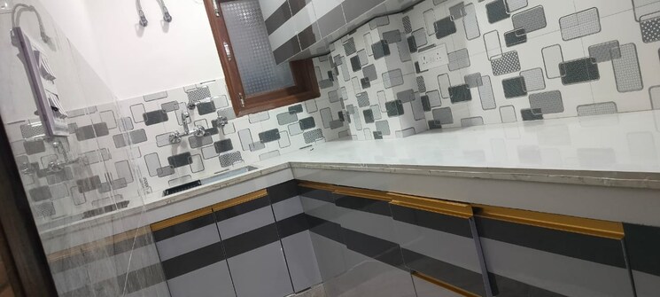 Kitchen, govindpuri 3 Bedroom 950 Sq.Ft. Builder Floor In Govindpuri Delhi 8178516