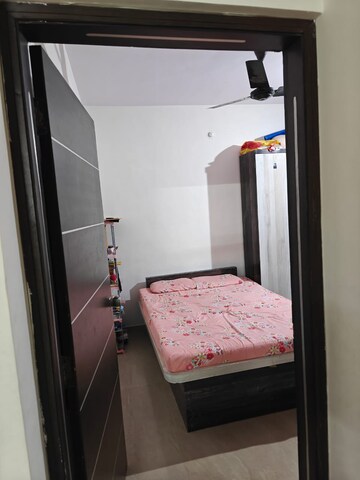 Furnished Amenities in 2 BHK Apartment at Revu Estate, Kasarwadi – for Rent