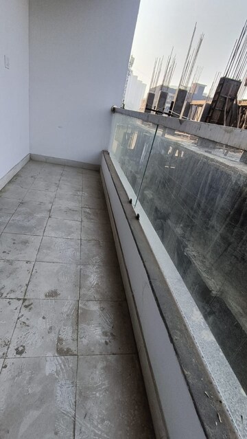 Balcony in 2 BHK Builder Floor at Sector 73 – for Sale