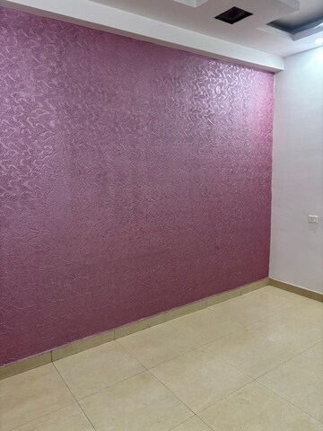 Room in 2 BHK Builder Floor at Smart Lane, Niti Khand – for Rent