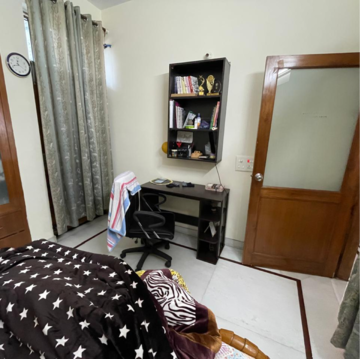 Bedroom in 2.5 BHK Villa at Sector 21 – for Rent