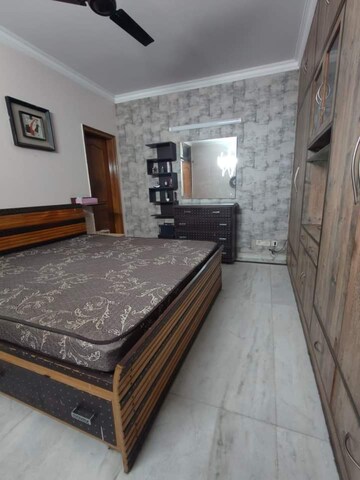 Bedroom in 2 BHK Builder Floor at Malviya Nagar – for Rent