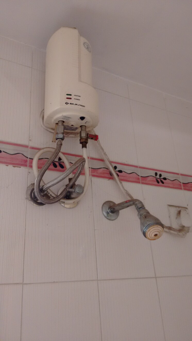 Bathroom, happy-nest-9-ramnagar 3 Bedroom 1525 Sq.Ft. Apartment In Bavdhan Pune 8178681