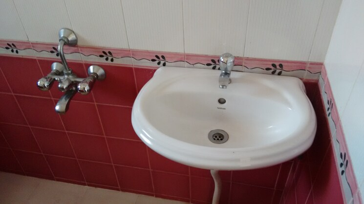 Bathroom, happy-nest-9-ramnagar 3 Bedroom 1525 Sq.Ft. Apartment In Bavdhan Pune 8178681