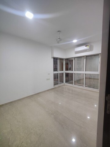2 BHK Apartment For Rent in Platinum Life, Andheri West