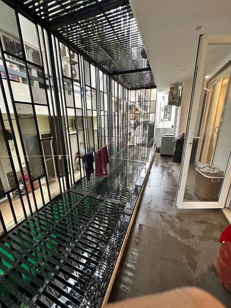 Balcony, sector 49 3.5 Bedroom 1754 Sq.Ft. Builder Floor In Sector 49 Faridabad 8178720