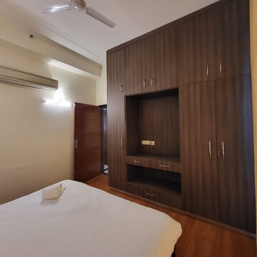 Room in 3 BHK Apartment at Central Park Resorts, Islampur – for Rent