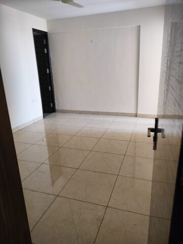 Bathroom in 3.5 BHK Apartment at Paradigm Business Hermitage Park, Dhakoli Village – for Rent