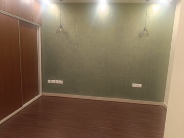 Room in 3 BHK Villa at Valmark City Ville, Bannerghatta Road – for Rent