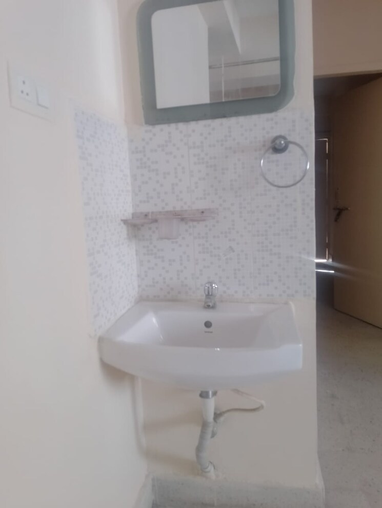 Bathroom, morabadi 3 Bedroom 1400 Sq.Ft. Apartment In Morabadi Ranchi 8178832