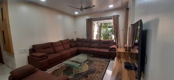 Living Room in 3 BHK Apartment at Bhosle Nagar – for Rent