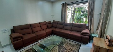 Living Room in 3 BHK Apartment at Bhosle Nagar – for Rent