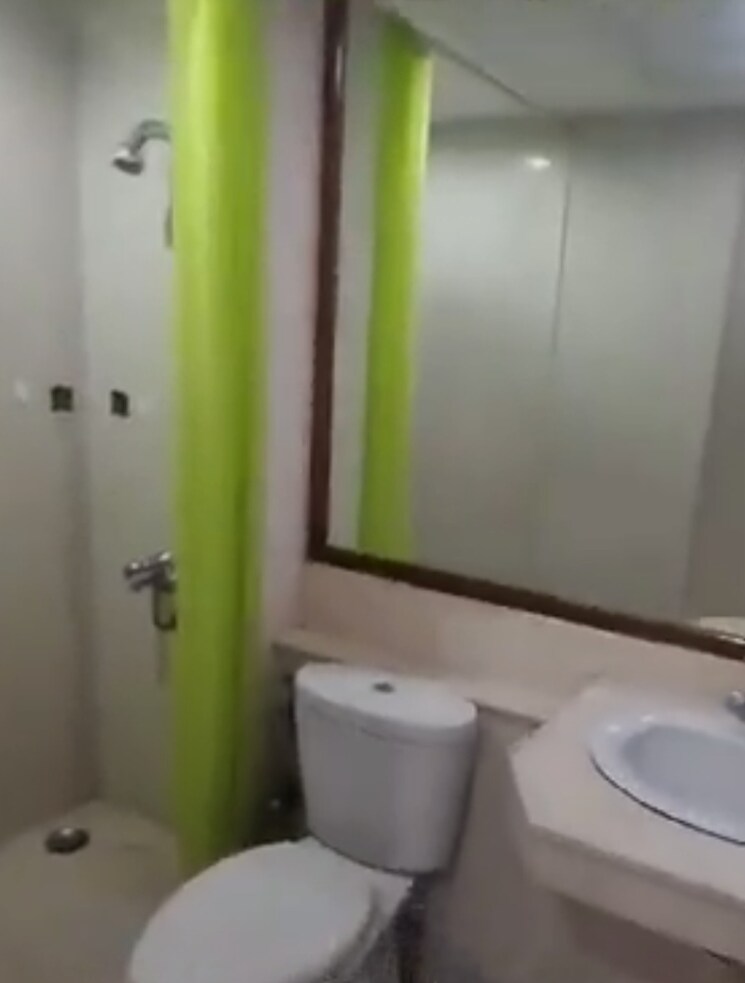 Bathroom, hiranandani-meadows 3 Bedroom 1325 Sq.Ft. Apartment In Manpada Thane 8178866