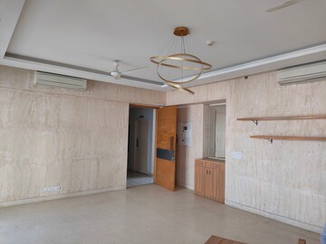 Room in 3.5 BHK Apartment at M3M Merlin, Sector 67 – for Rent