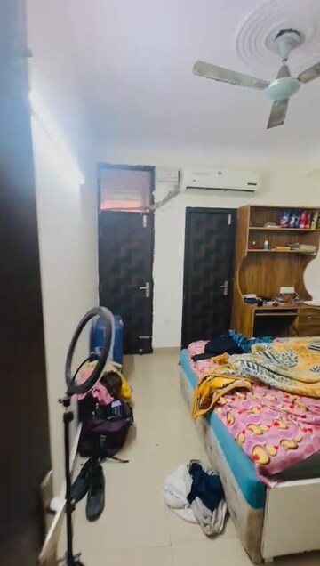Bedroom in 2 BHK Builder Floor at Aashiyana Sai Home, Sector 70 – for Rent