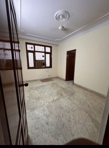 Room in 2 BHK Builder Floor at East Of Kailash – for Rent