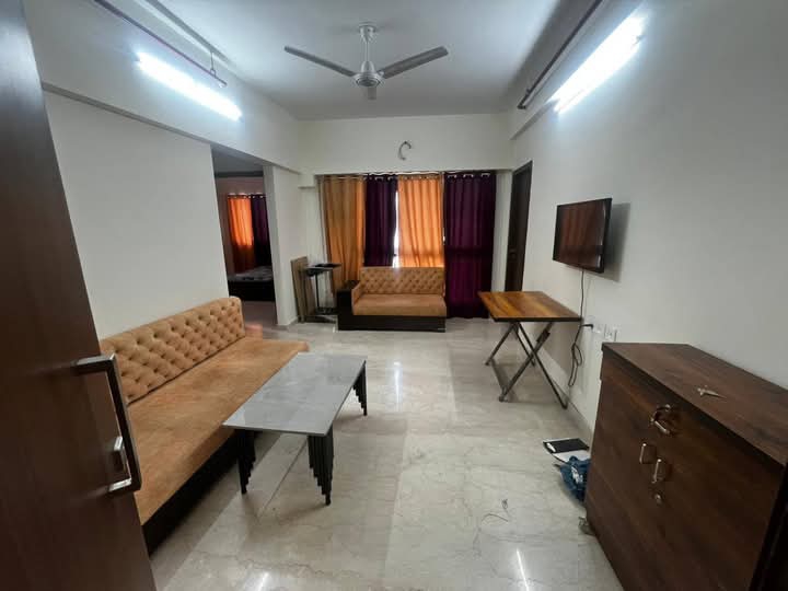 2 BHK Apartment For Sale in Frenny Platinum Tower