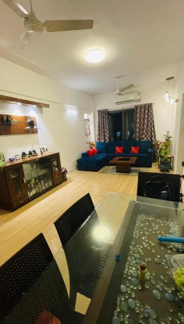 2 BHK Apartment For Rent in Raheja Classique Andheri West Mumbai  8179002