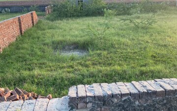 Plot For Sale in Presithum, Sector 25 Yamuna Expressway