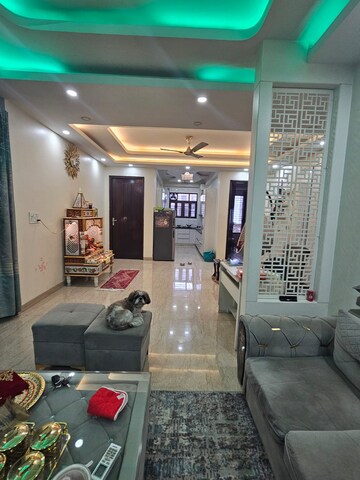 Living Room in 3 BHK Builder Floor at RWA Residential Society Sector 46, Sector 46 – for Rent