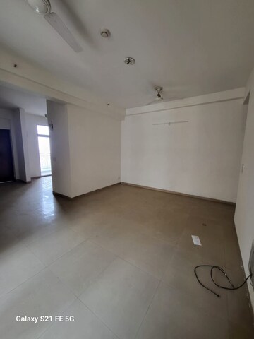 2.5 BHK Apartment For Rent in Mahagun Mywoods II, Sector 16c Greater Noida
