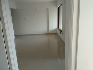 Room in 2 BHK Apartment at Achalare Citrine, Marunji – for Rent