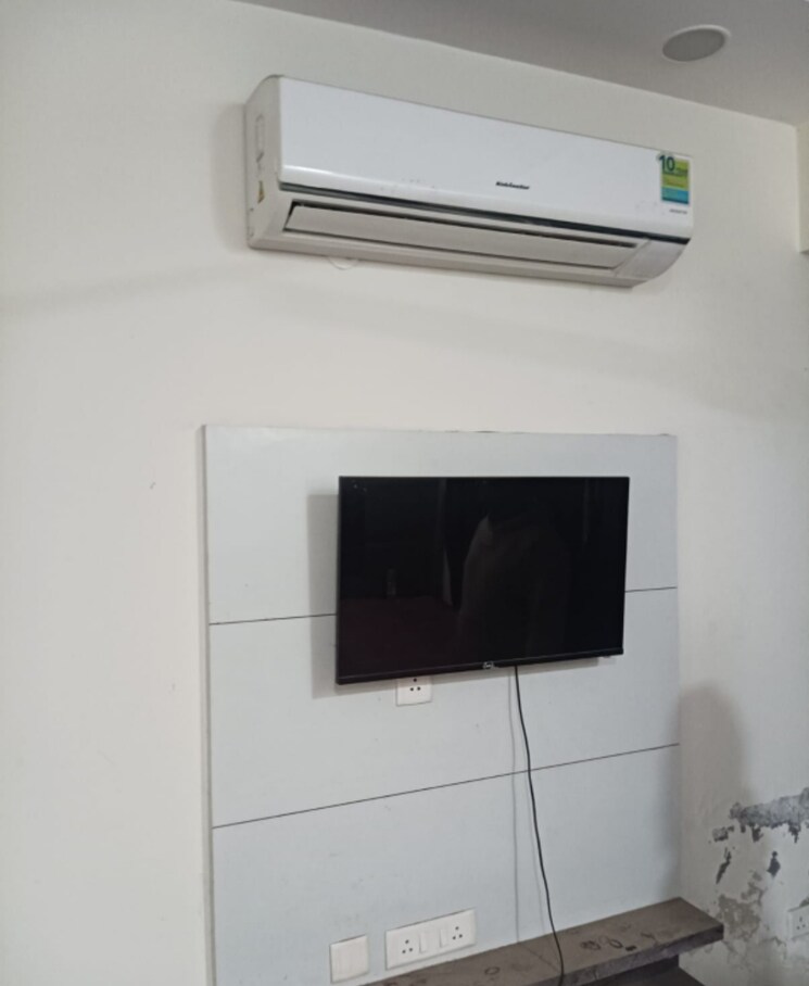 Other, ambala highway 3 Bedroom 126 Sq.Yd. Builder Floor In Ambala Highway Zirakpur 8179155