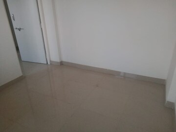 Room in 1 BHK Apartment at Mhada Apartments Shastri Nagar, Goregaon West – for Rent