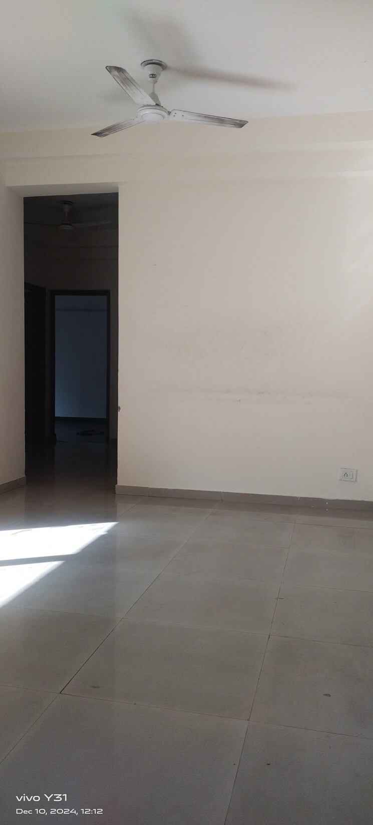 Room, gaur-city-2-11th-avenue 2 Bedroom 890 Sq.Ft. Apartment In Sector 16c Greater Noida Greater Noida 8179222