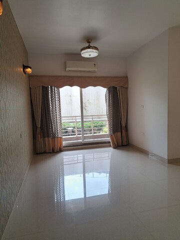 Room in 2 BHK Apartment at Payal Heritage, Kharghar – for Sale