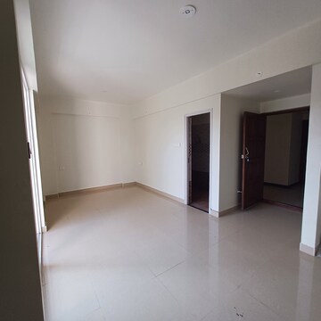 Room in Studio Apartment at Thiruvanikoil – for Sale