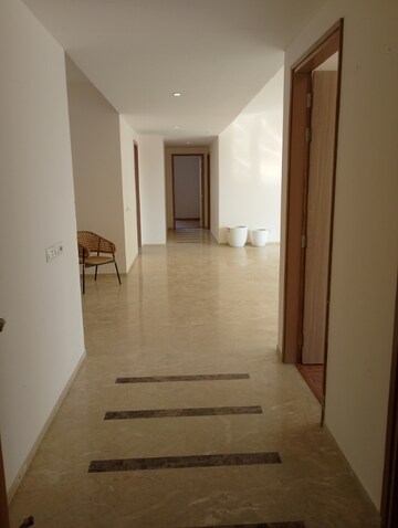 Room in 4 BHK Apartment at Vatika Sovereign Park, Sector 99 – for Sale
