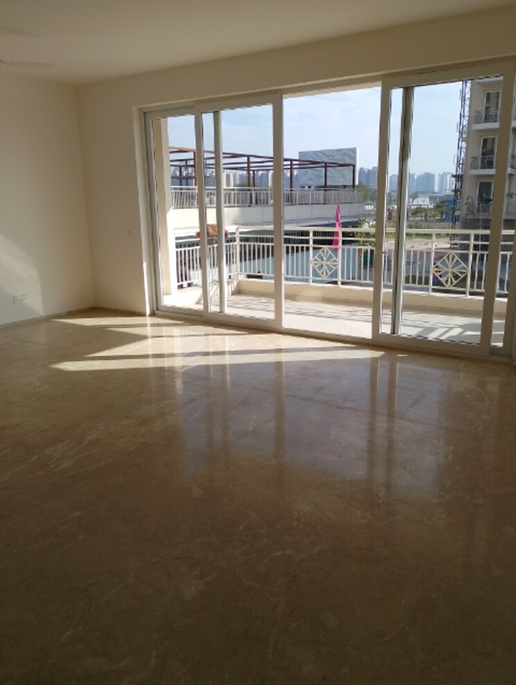 Room, vatika-sovereign-park 4 Bedroom 3345 Sq.Ft. Apartment In Sector 99 Gurgaon 8179342