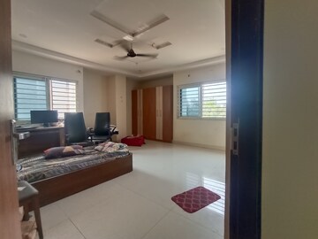 Bedroom in 2 BHK Apartment at Kondapur – for Rent