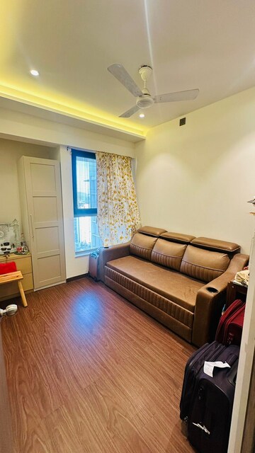 Living Room in 2 BHK Apartment at Kalpataru Paramount, Kapur Bawdi – for Sale