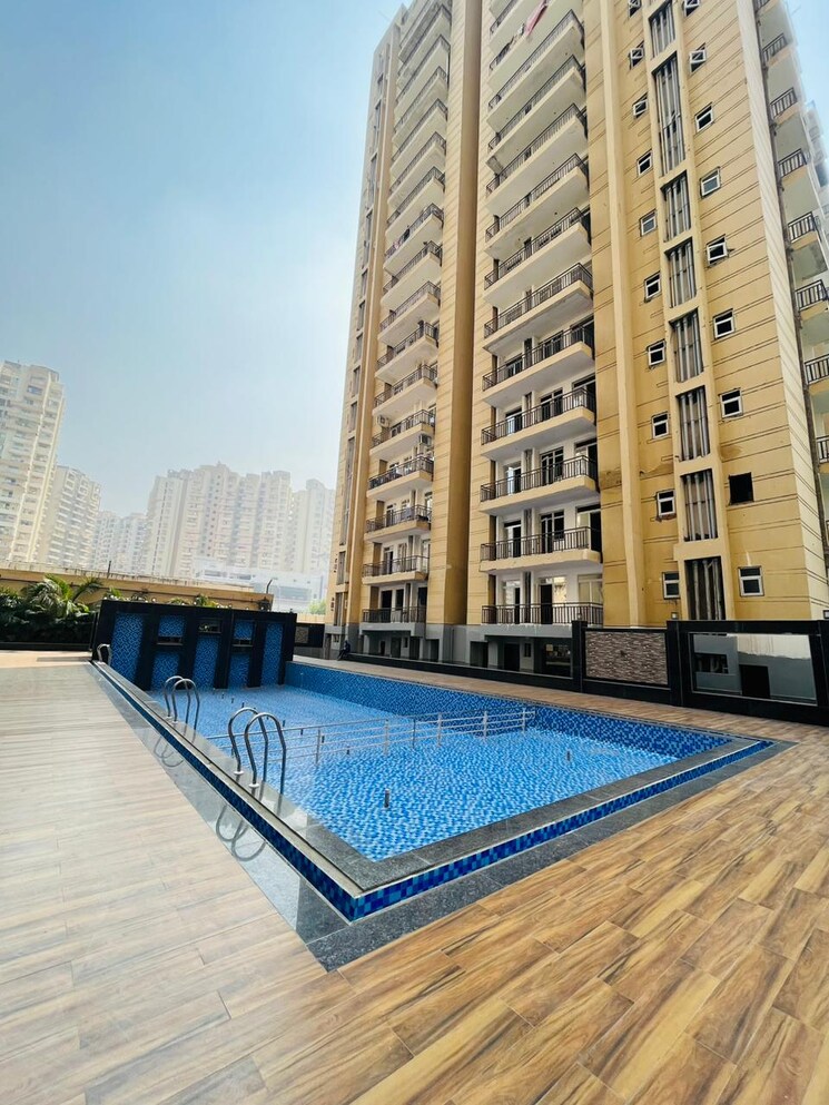 Swimming Pool, aims-greens-avenue 2 Bedroom 960 Sq.Ft. Apartment In Sector 4, Greater Noida Greater Noida 8179359