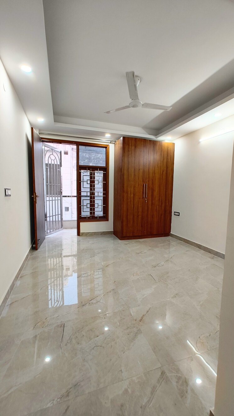 Room, palm-residency-chhatarpur 3 Bedroom 1500 Sq.Ft. Builder Floor In Chattarpur Delhi 8179356