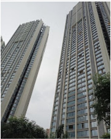 3 BHK Apartment – Exterior View View at Oberoi Realty Esquire, Goregaon East - for Sale