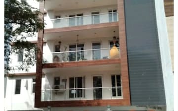 4 BHK Builder Floor For Rent in Sector 56