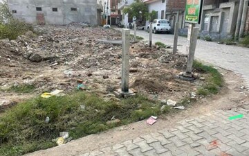 Plot For Sale in Sikandrabad