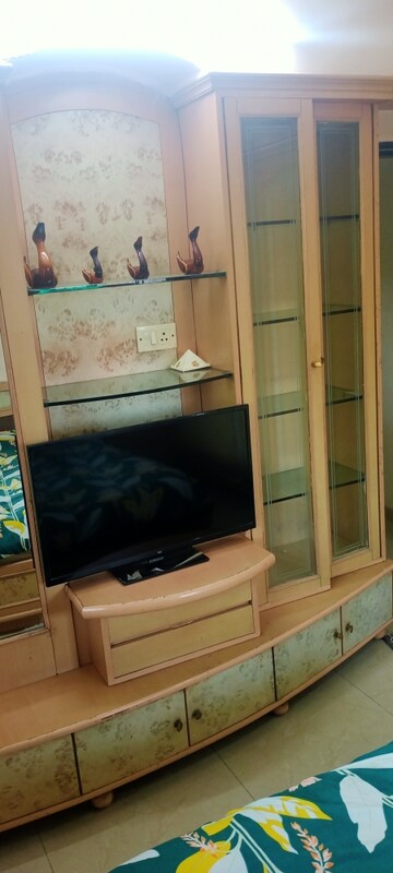 Furnished Amenities in 1 BHK Apartment at Poonam Darshan, Andheri East – for Rent